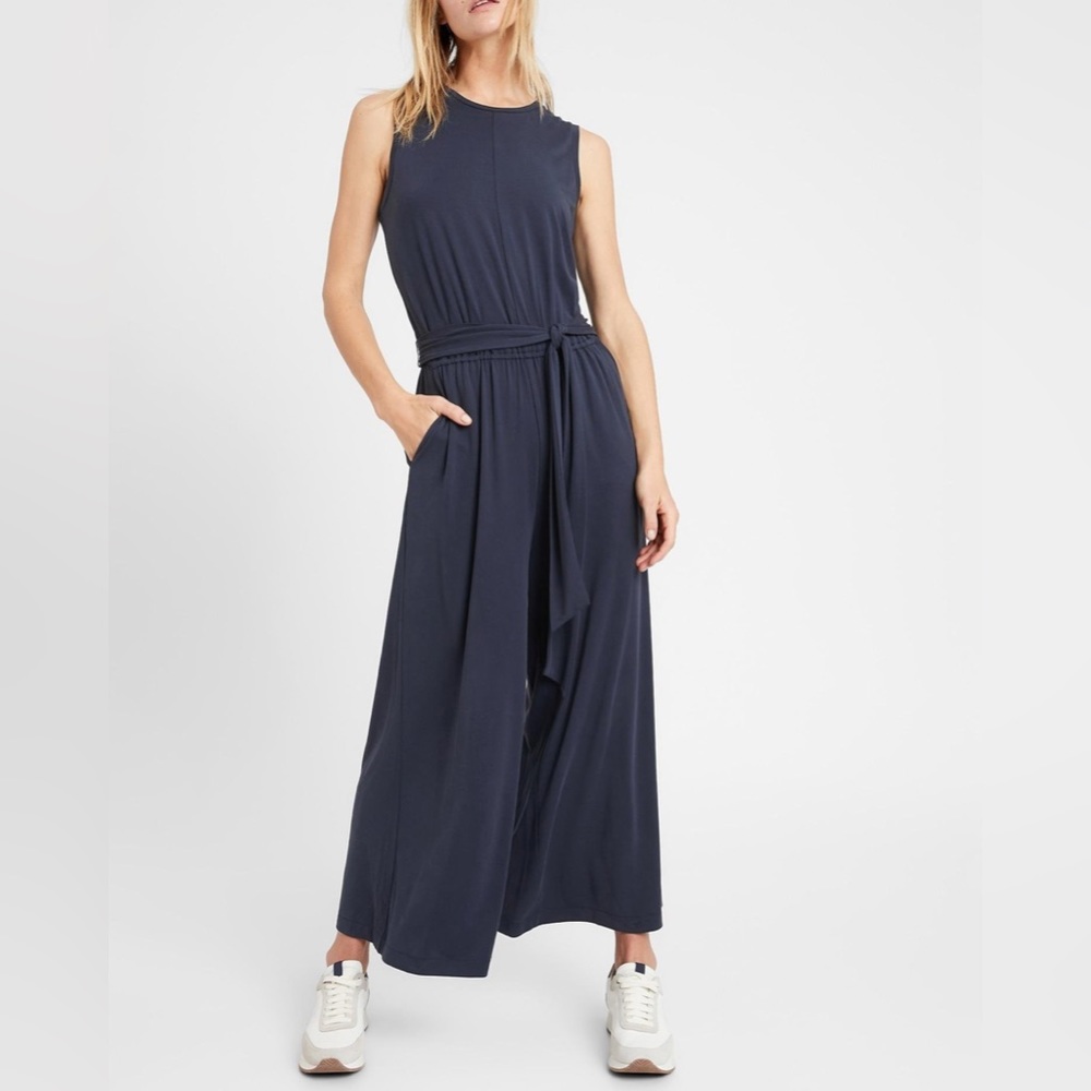 Banana Republic Women’s Navy Blue Sandwash Cropped Wide-Leg Jumpsuit Size 0